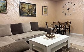Max Apartments